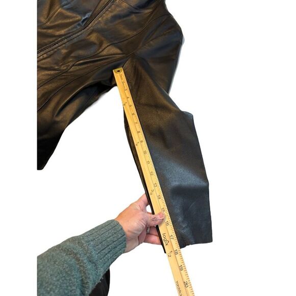 East 5th Womens Medium Genuine Leather Black Jacket - Picture 10 of 12